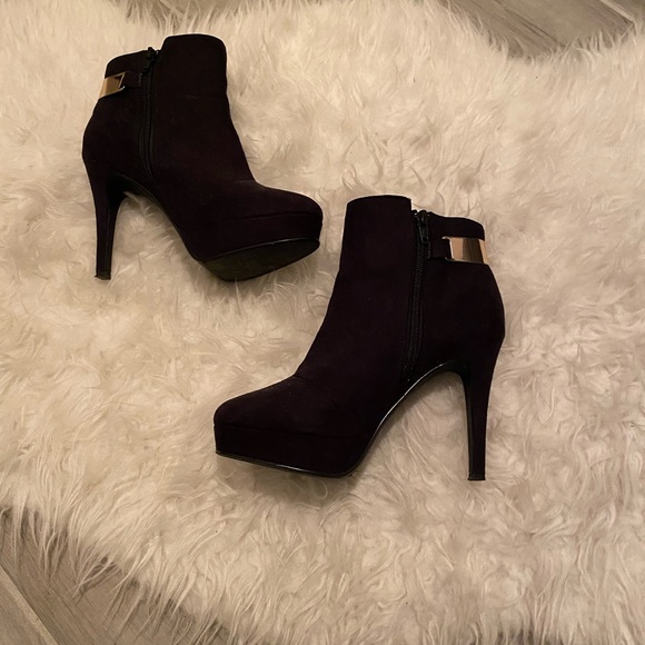 Platform Bootie - Black and Gold - H&M - Size 7/8 - Picture 8 of 10